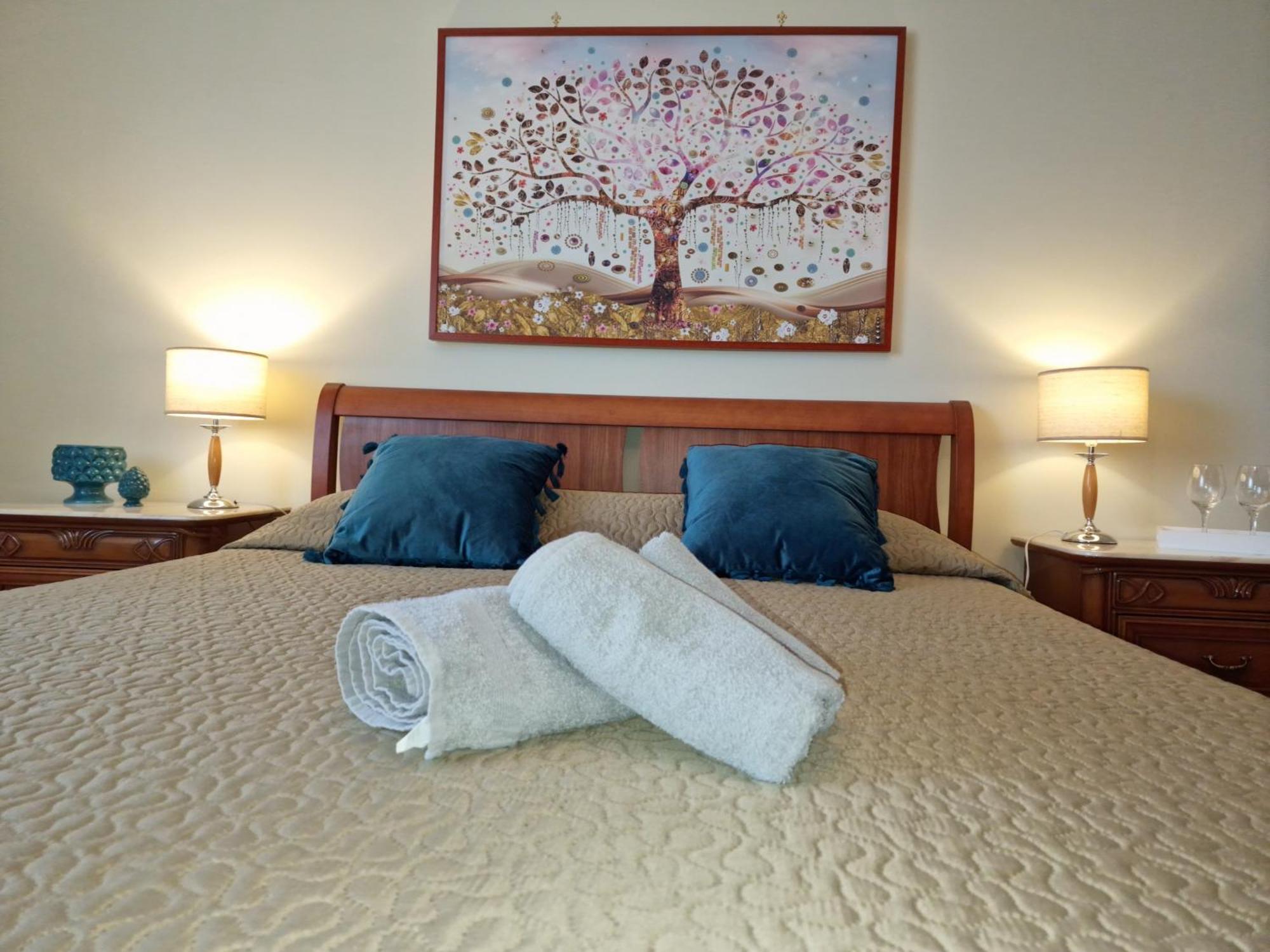 Lorenzo Guest Suite With Free Private Parking-- Cantieri Culturali باليرمو المظهر الخارجي الصورة