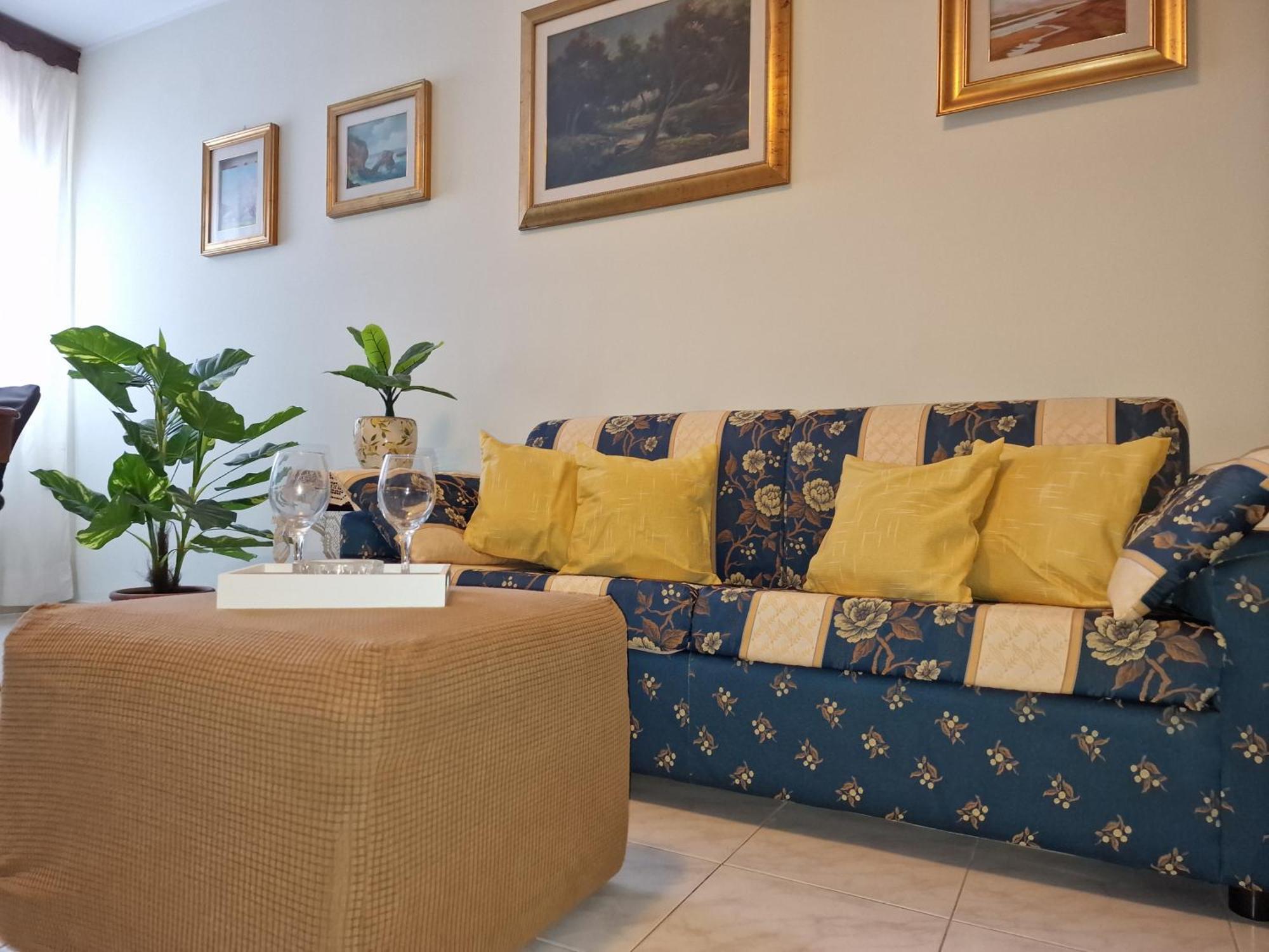Lorenzo Guest Suite With Free Private Parking-- Cantieri Culturali باليرمو المظهر الخارجي الصورة