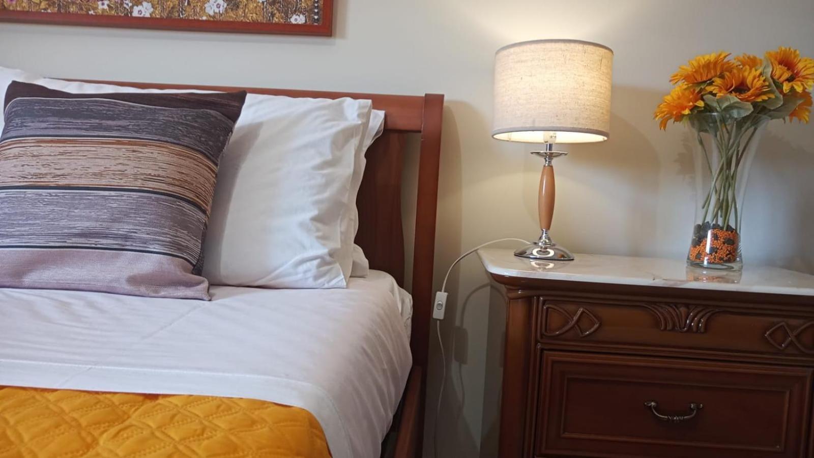 Lorenzo Guest Suite With Free Private Parking-- Cantieri Culturali باليرمو المظهر الخارجي الصورة